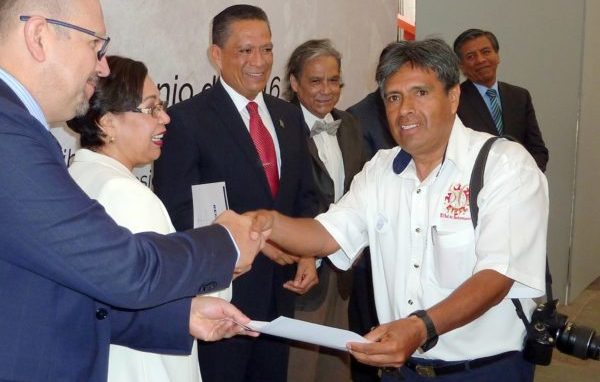 Anuncia UG programa de formación para comunicadores en la celebración por el Día de la Libertad de Expresión en México