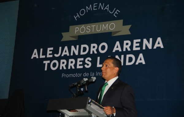 Reconoce UG legado de Don Alejandro Arena Torres Landa
