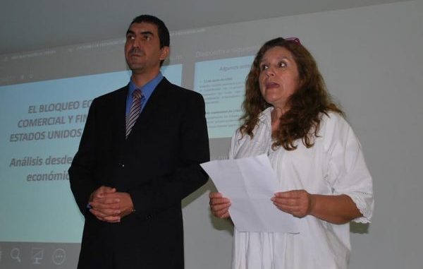 Diplomático cubano habla en la UG de las relaciones Cuba – EEUU