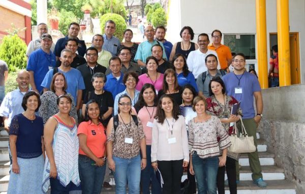 Comparten experiencias profesores de la UG con profesores extranjeros