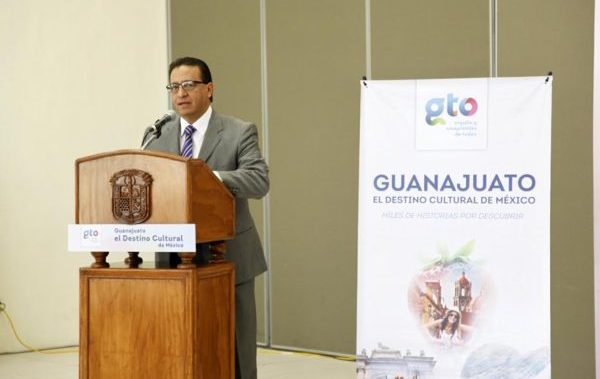 UG se asesora con expertos para crear Maestría en Desarrollo, Patrimonio y Turismo