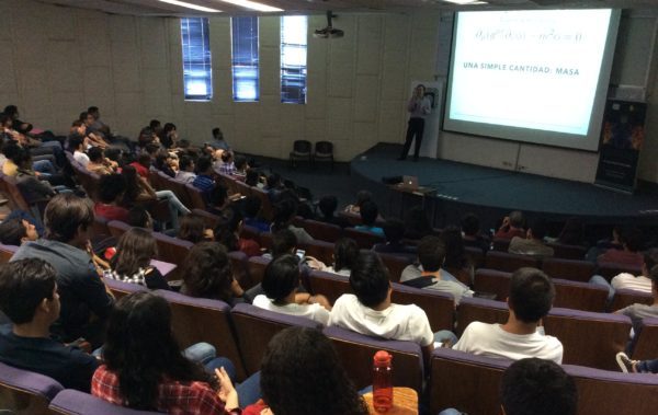 Dicta conferencia sobre el Universo Investigador de la UG
