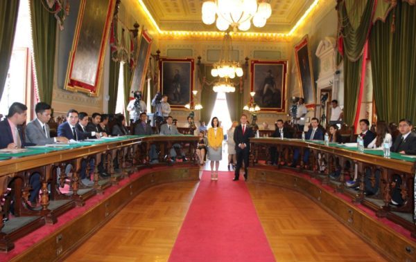 Participan las y los diputados del GPPRI en sesión solemne del «Parlamento Juvenil Guanajuatense 2016»