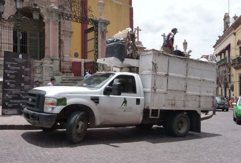 Servicios Públicos Municipales sigue en declive: Carrillo Contreras