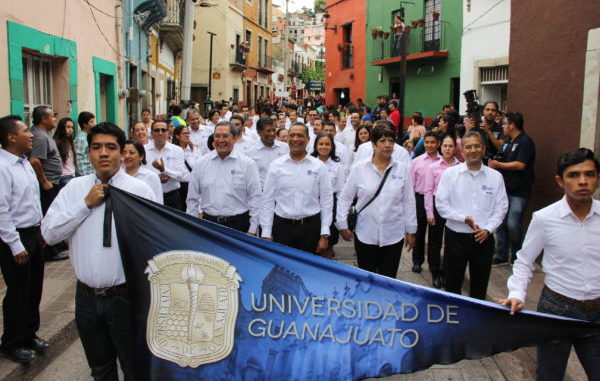 Contingente UG conmemora 206 años de la Toma de la Alhóndiga de Granatitas