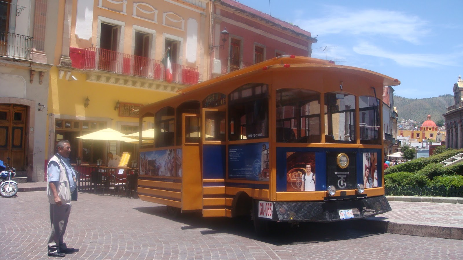 Servicio del transporte turístico, un problema de años