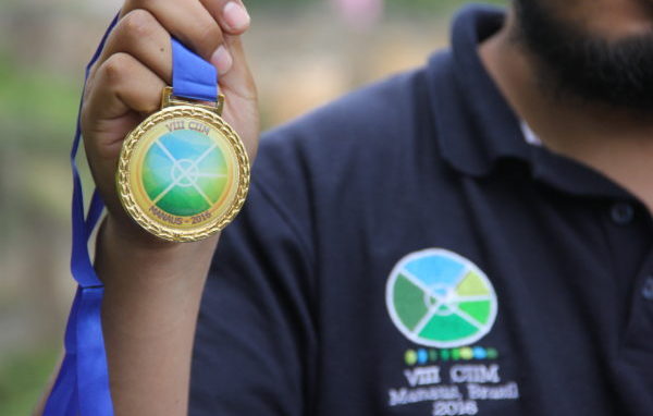 «Me interesa la belleza de las Matemáticas»: campeón internacional de la UG
