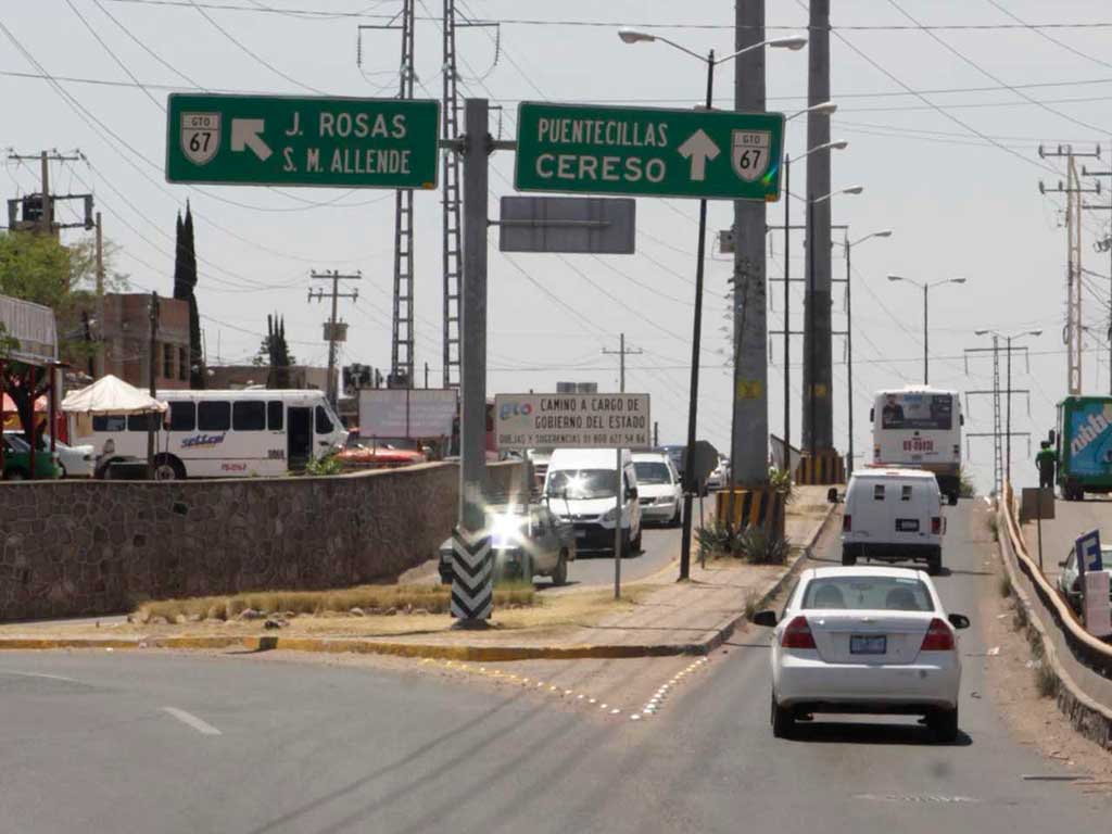 Ampliación de carretera Yerbabuena-Puentecillas detenida por ejidatarios