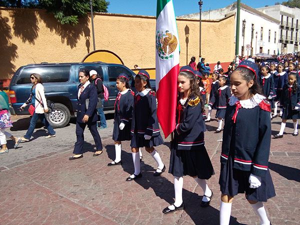 Divide opiniones el regreso a clases en enero, reconoce el sector Salud
