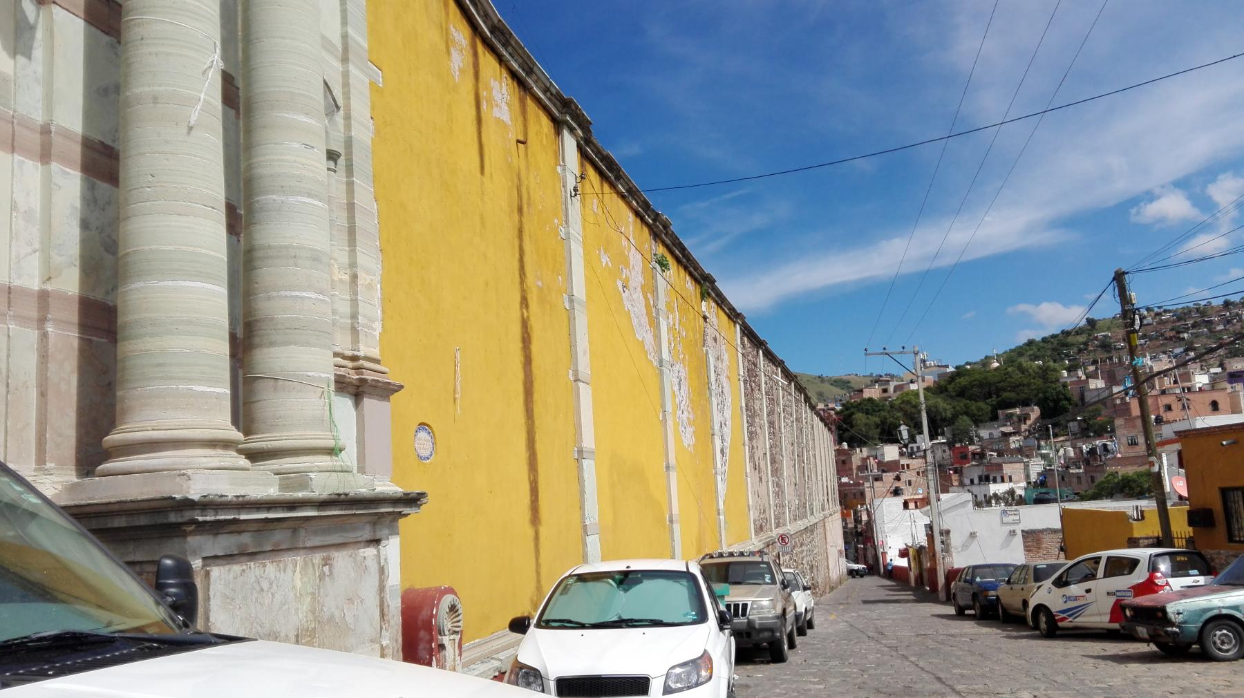Rehabilitación del muro del Panteón Santa Paula a iniciar el lunes