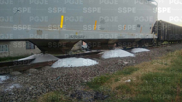 Recuperan mercancía robada de tren