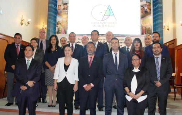 Gobierno y universidades suman esfuerzos para disminuir la brecha de desigualdad social en Guanajuato