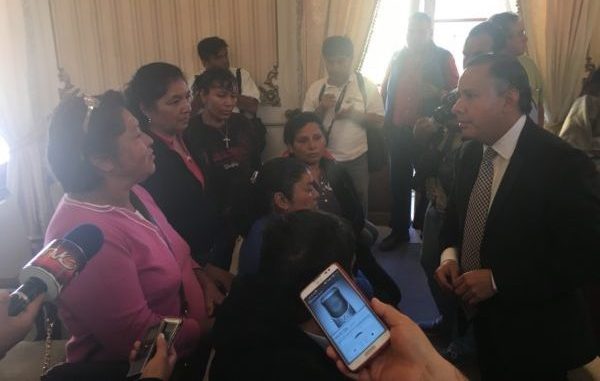 Asociaciones del Pípila exigen al Ayuntamiento regular el comercio ambulante