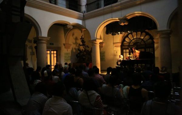 IEC: Excelsa presentación de Rodolfo Ponce Montero en el XLIV FIC