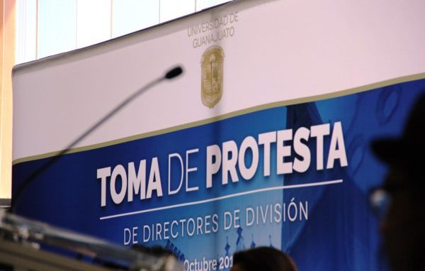 Toman protesta nuevos Directores de División del Campus Guanajuato de la UG