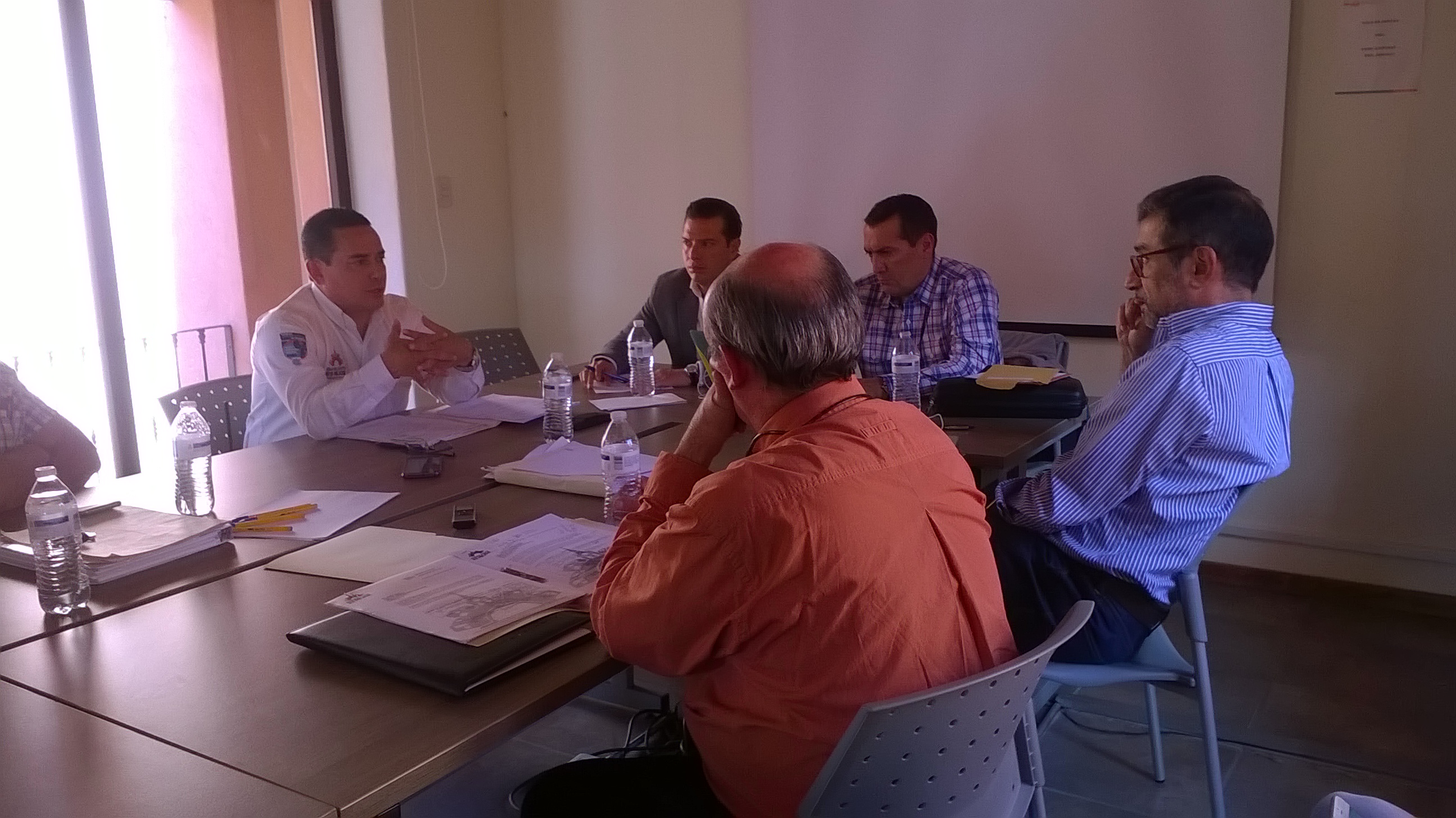 Municipio si otorgó permisos para mobiliario de cervecera en FIC