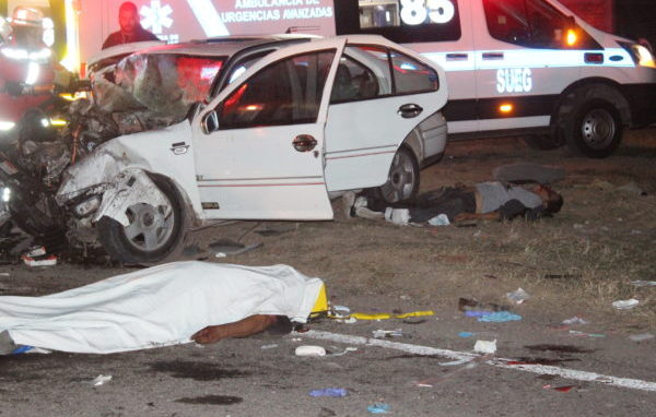 Fatal encontronazo: 3 muertos y 10 heridos