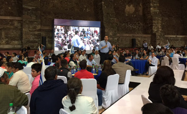 “Tener dinero no es pecado y cada quién decide como gastarlo”: Moreno Valle.