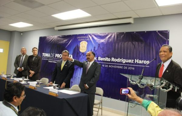 Rinde protesta el Dr. Benito Rodríguez Haros en Campus Celaya-Salvatierra