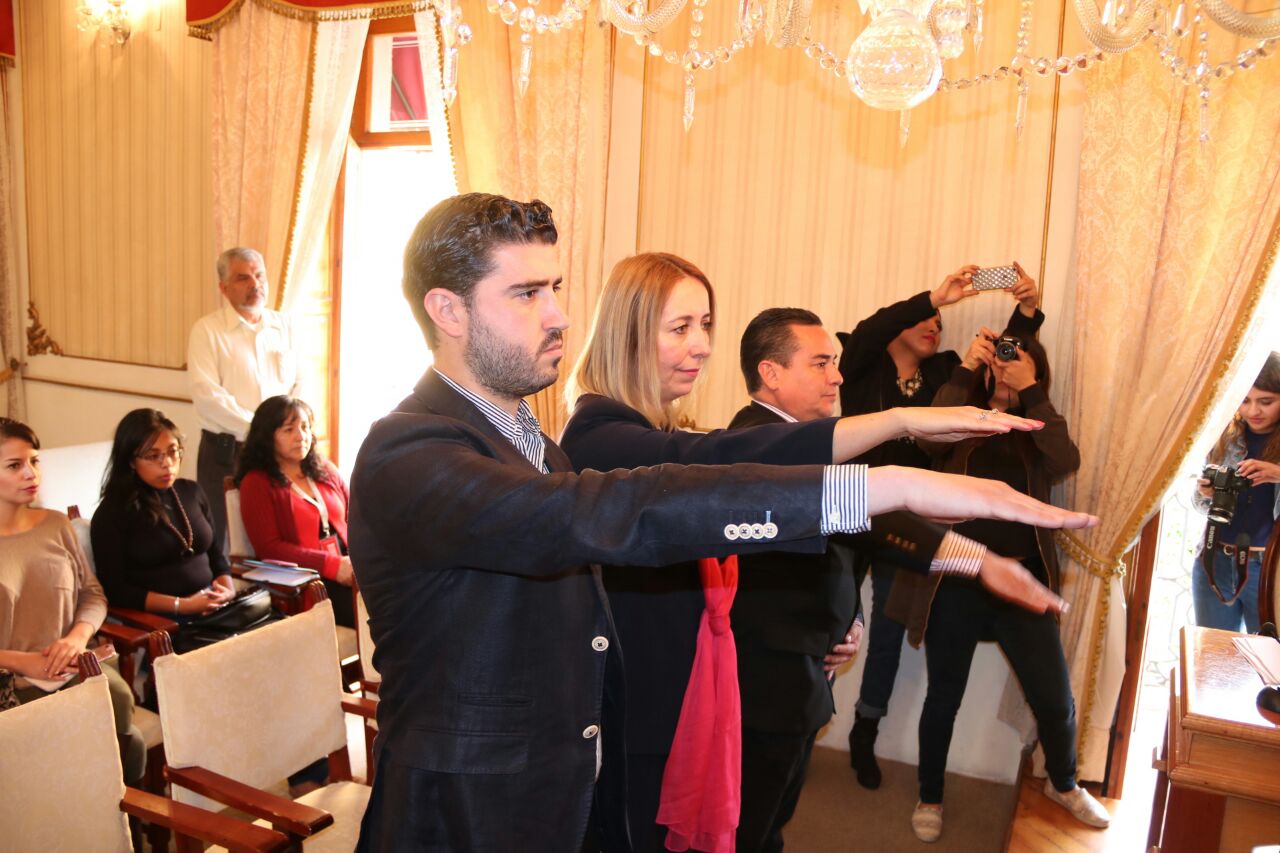 Protesta Efrén López con alto grado etílico