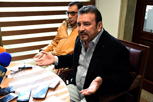 Sospechosa preferencia del estado por dos farmacéuticas: Santiago García