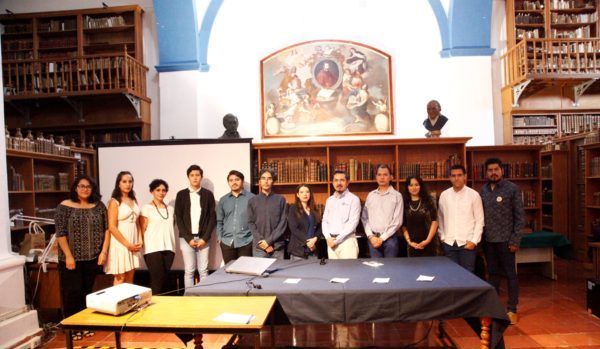 Premian a estudiantes de la UG en concurso literario del Foro Espiral