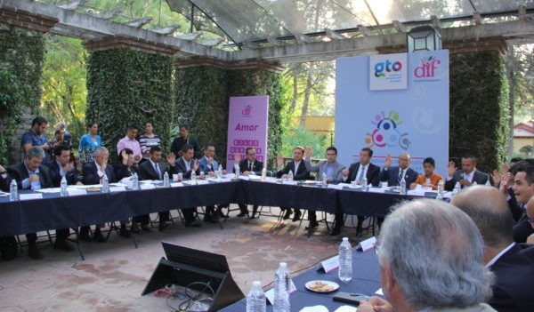 UG trabaja con Gobierno del Estado en proteger los derechos de niñas, niños y adolescentes