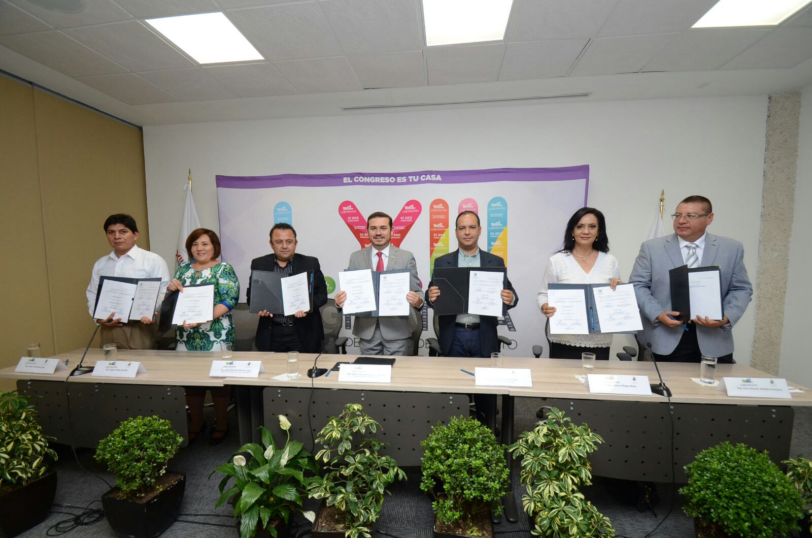 Firman convenio Congreso del estado, Explora y Zoológico de León