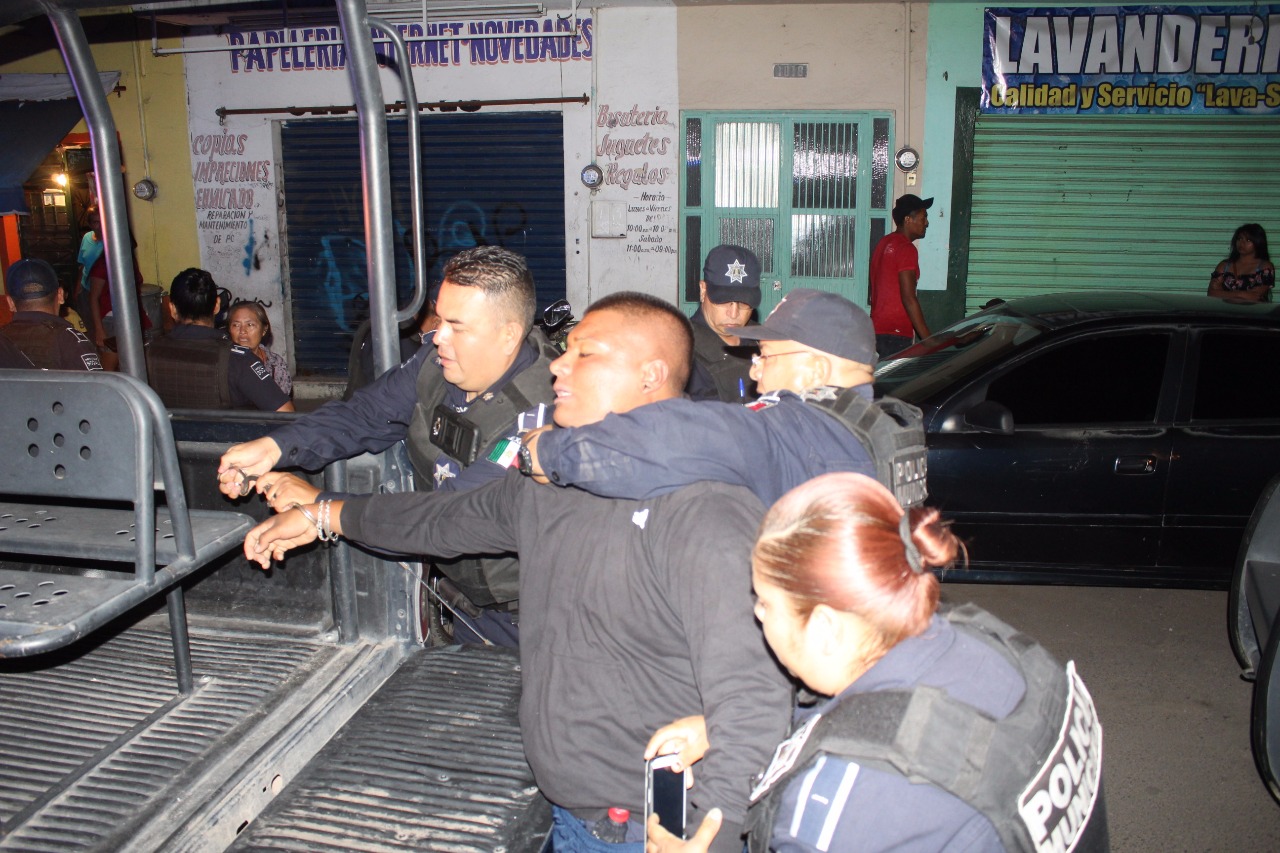 Cae motorota del barrario de La Salud