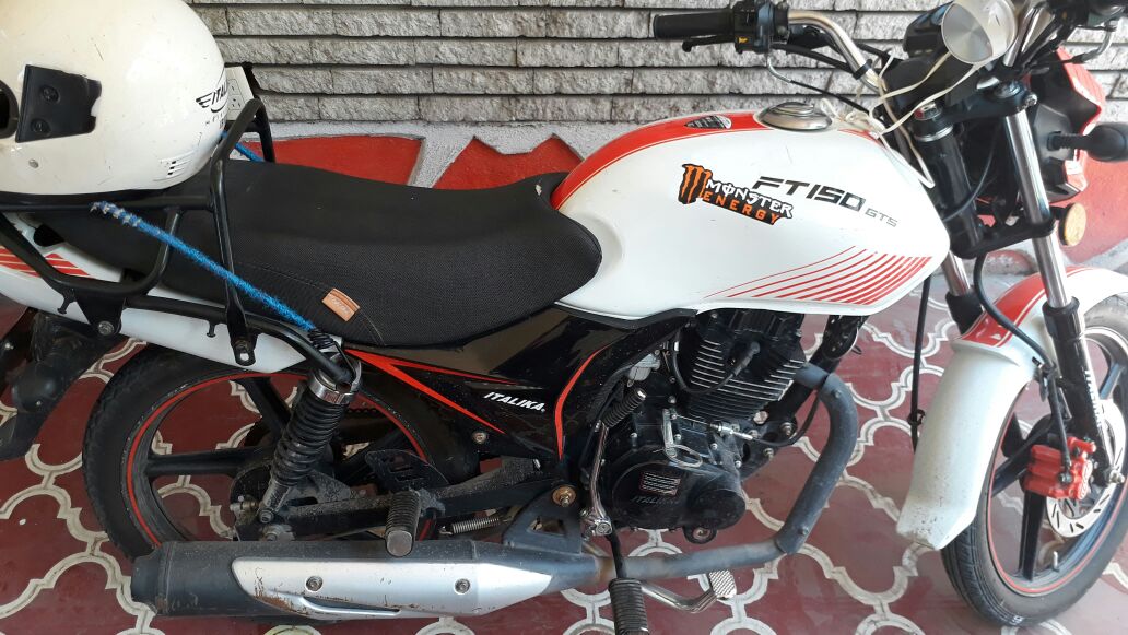Aseguran motos, drogas y detienen a varios en operativo