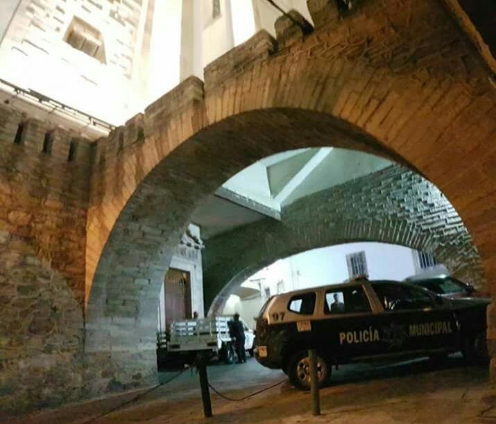Lamenta rector de la UG suicidio de la joven universitaria