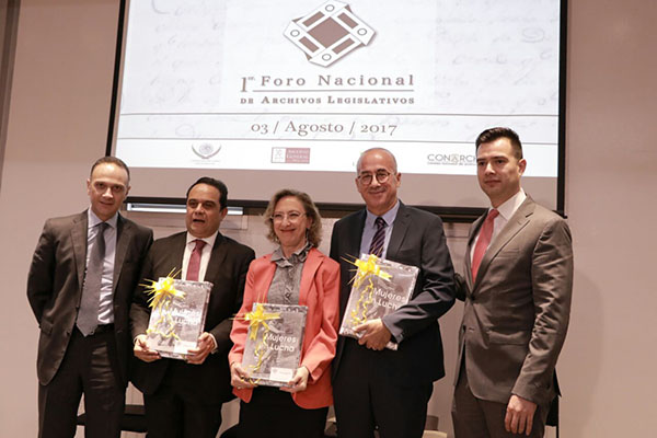 Comparte Congreso de Guanajuato experiencia en materia archivística