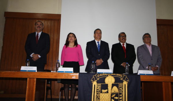 Se realiza en DIUG el primer “Simposio de Confiabilidad, Diseño y Práctica de Puentes y Estructuras”