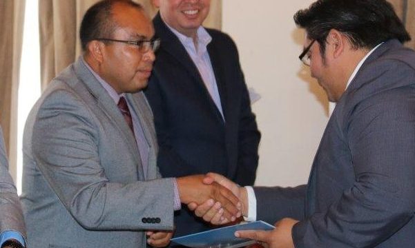 Ingresan al SNI de CONACYT dos profesores del CNMS
