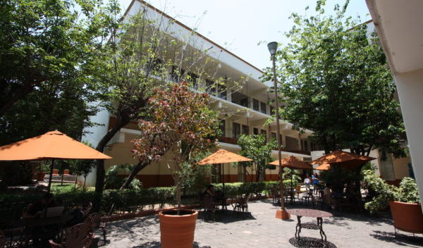 Certifica CIEES Licenciatura en la Enseñanza del Inglés en la UG
