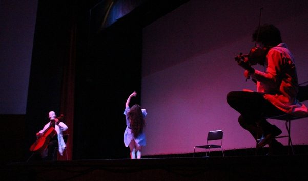 Estremece en el Teatro Cervantes el “Monólogo de la Puta en el Manicomio”