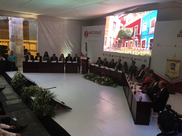Prohíben la entrada a ciudadanos en el informe de Edgar Castro
