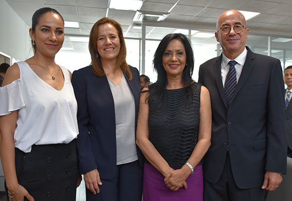 Le hacen vacío diputados locales a Margarita Zavala
