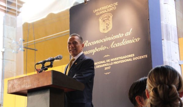 UG cuenta con una planta académica de alta calidad y prestigio al formar parte del SNI