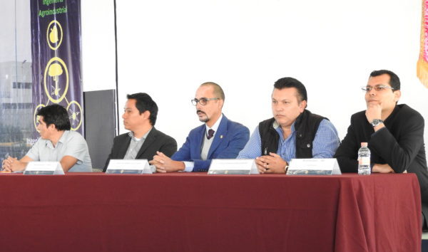 Inicia el VI Ciclo de Conferencias de Ingeniería Civil en el Campus Celaya-Salvatierra