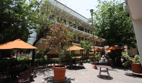 Finalizará expedición de fichas para cursos de idiomas en la UG