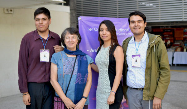 Exponen en la UG los retos que enfrentan los artesanos en la actualidad