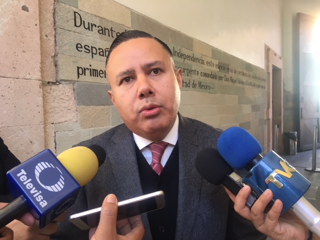 Exige alcalde al Ayuntamiento ponerse a trabajar en vez de descalificar