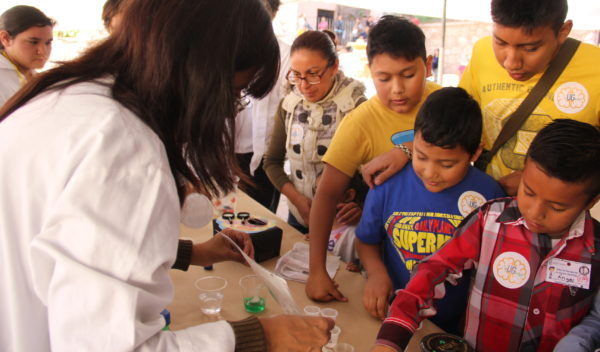 UG acerca la ciencia a la sociedad con Festival eUGreka