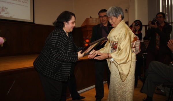 La maestra Kato, ejemplo de generosidad y entrega en la Universidad de Guanajuato