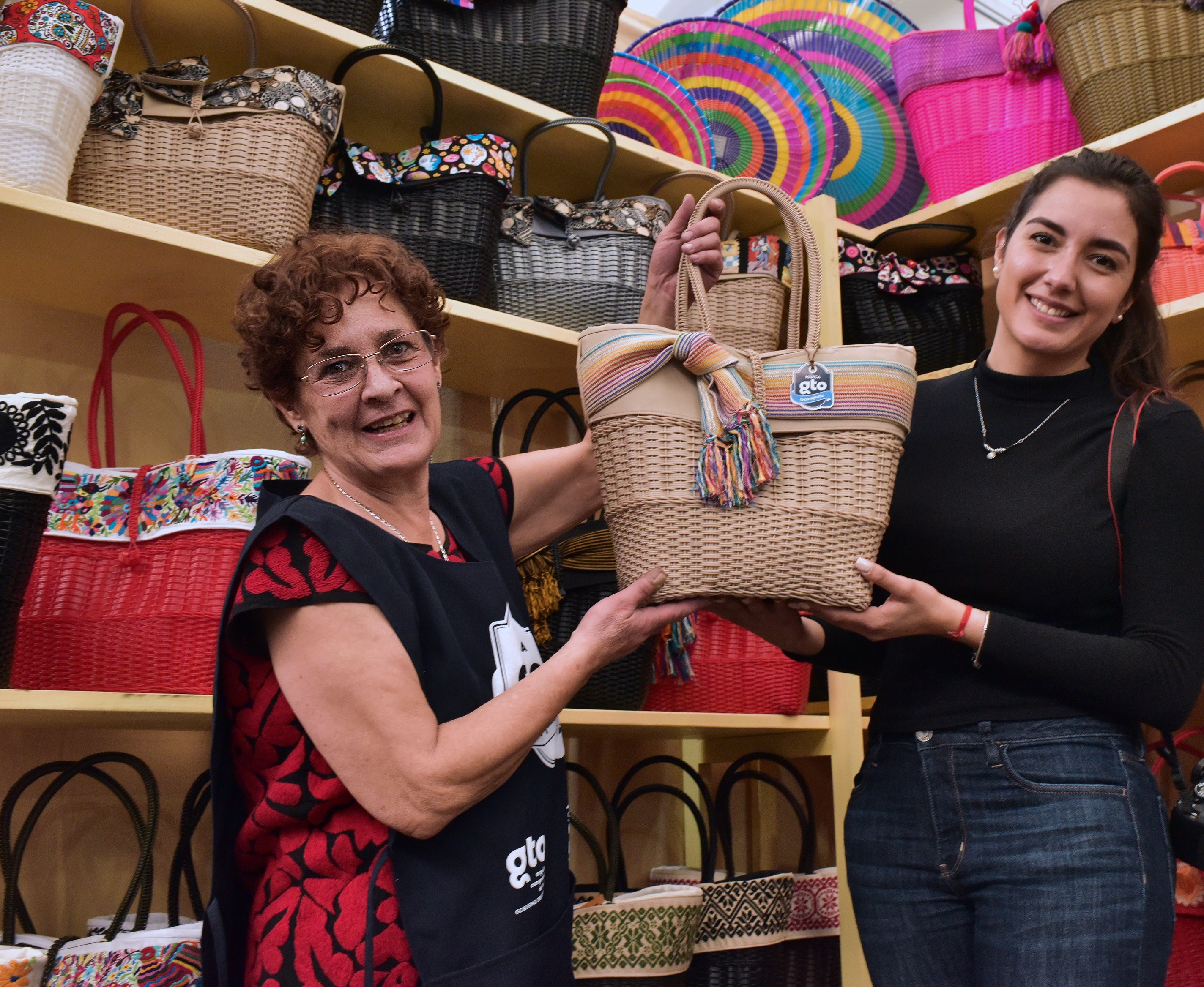 Marca GTO consolida proyectos de artesanos guanajuatenses