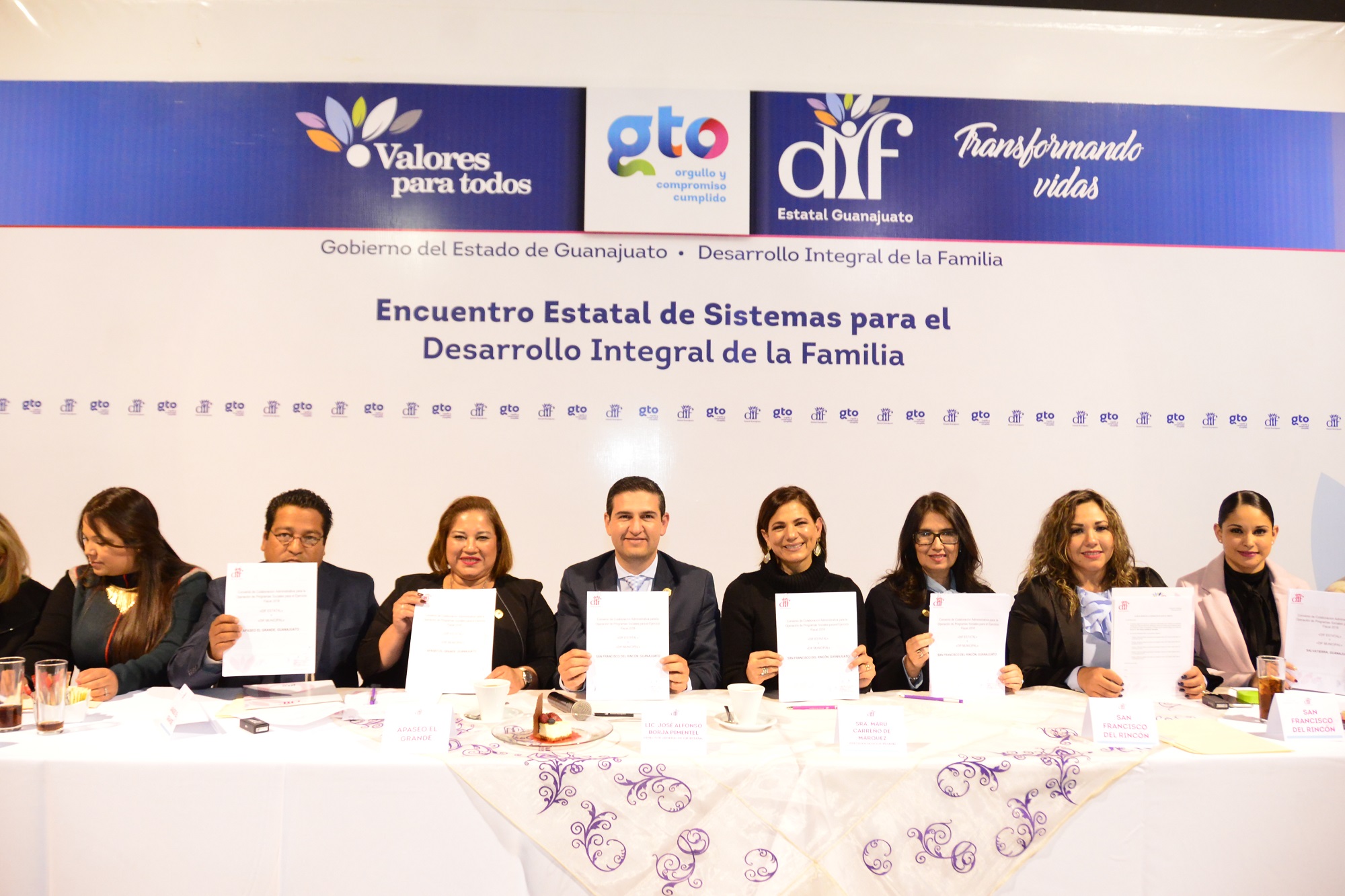 Firma DIF estatal convenio con los 46 sistemas municipales