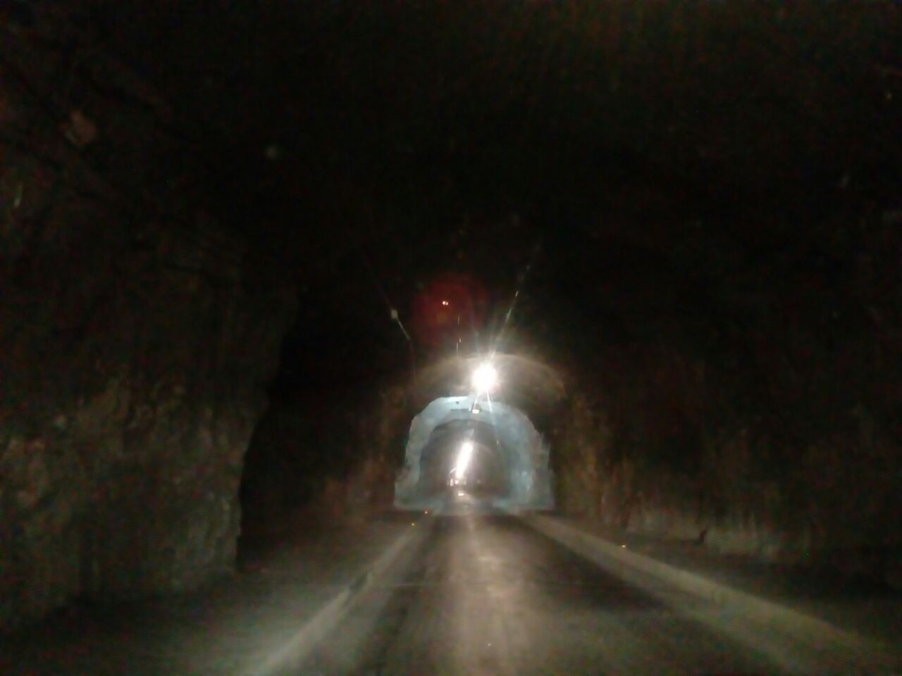 Asaltan a trabajador adentro de túnel