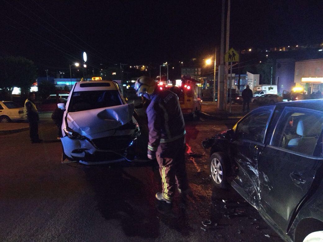 Ebrio causa choque y lesiona a mujer en Marfil
