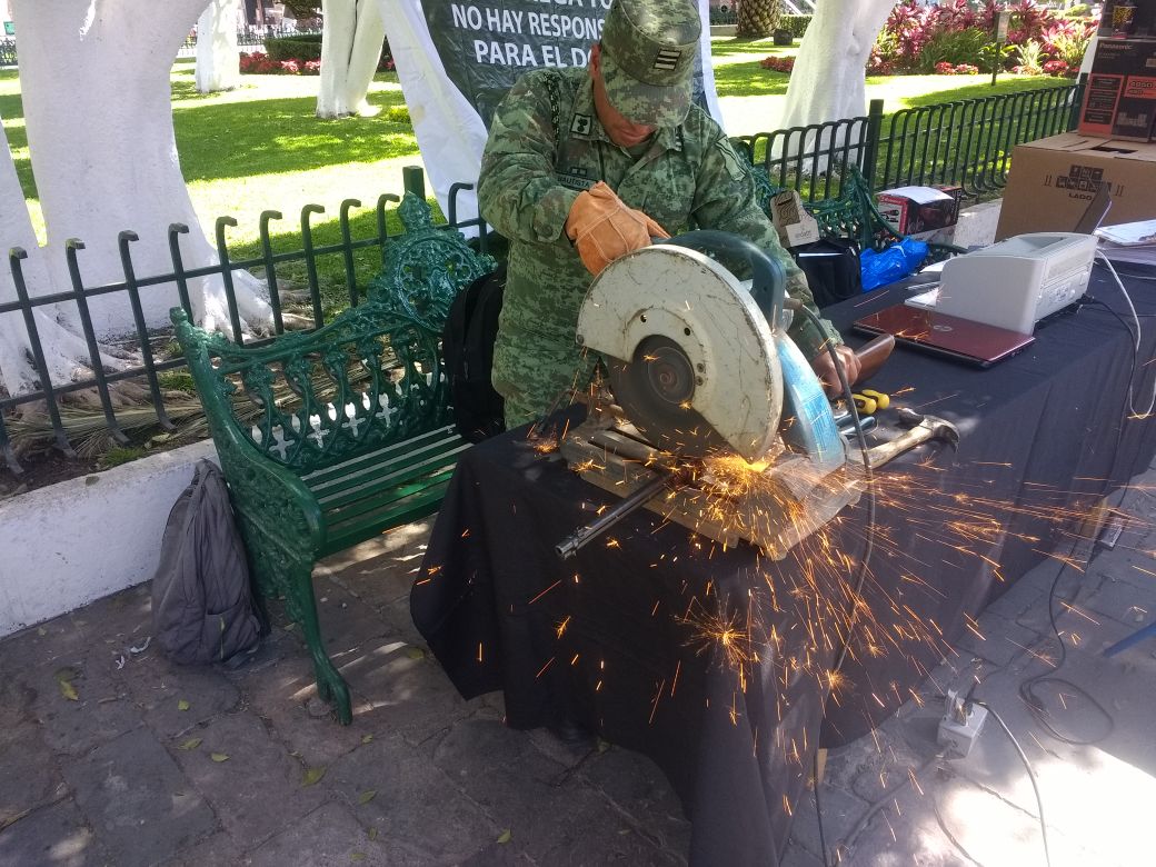 Canjean armas por electrodomésticos